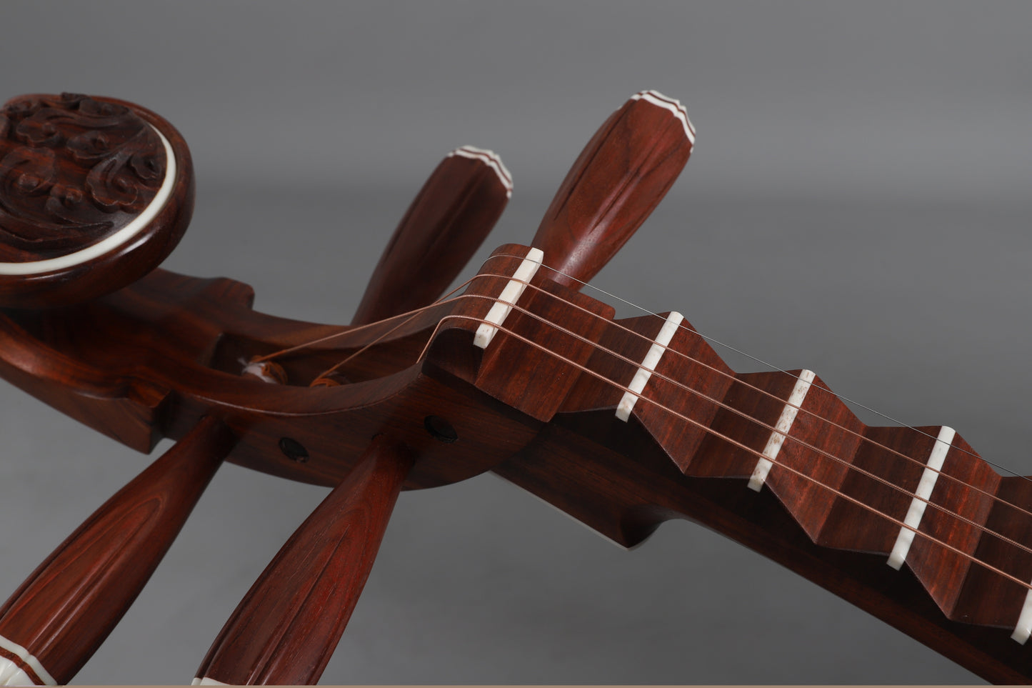 LANDTOM Yuehai Adult's Grade-A Zambian Rosewood (Pterocarpus tinctorius) Pipa 9116JZ-1 Designed for professional pipa performances elite-level players and collectors