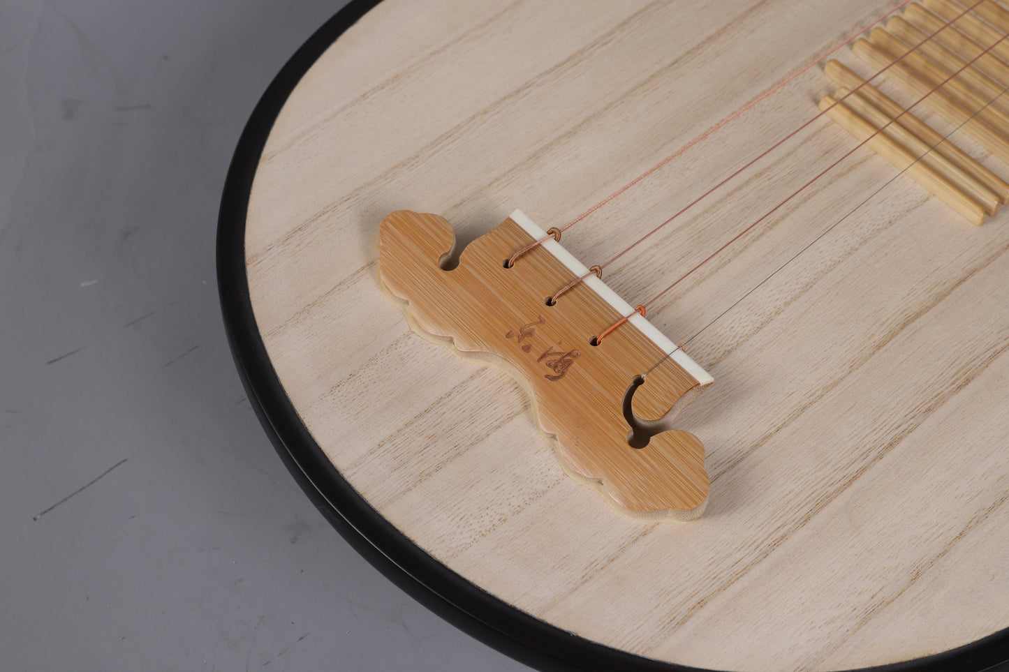 LANDTOM Yuehai Adult's Swartzia arnotii (Arnot Rosewood / Arnotiwood) Pipa 9115 For Pipa performance and professional-grade examinations