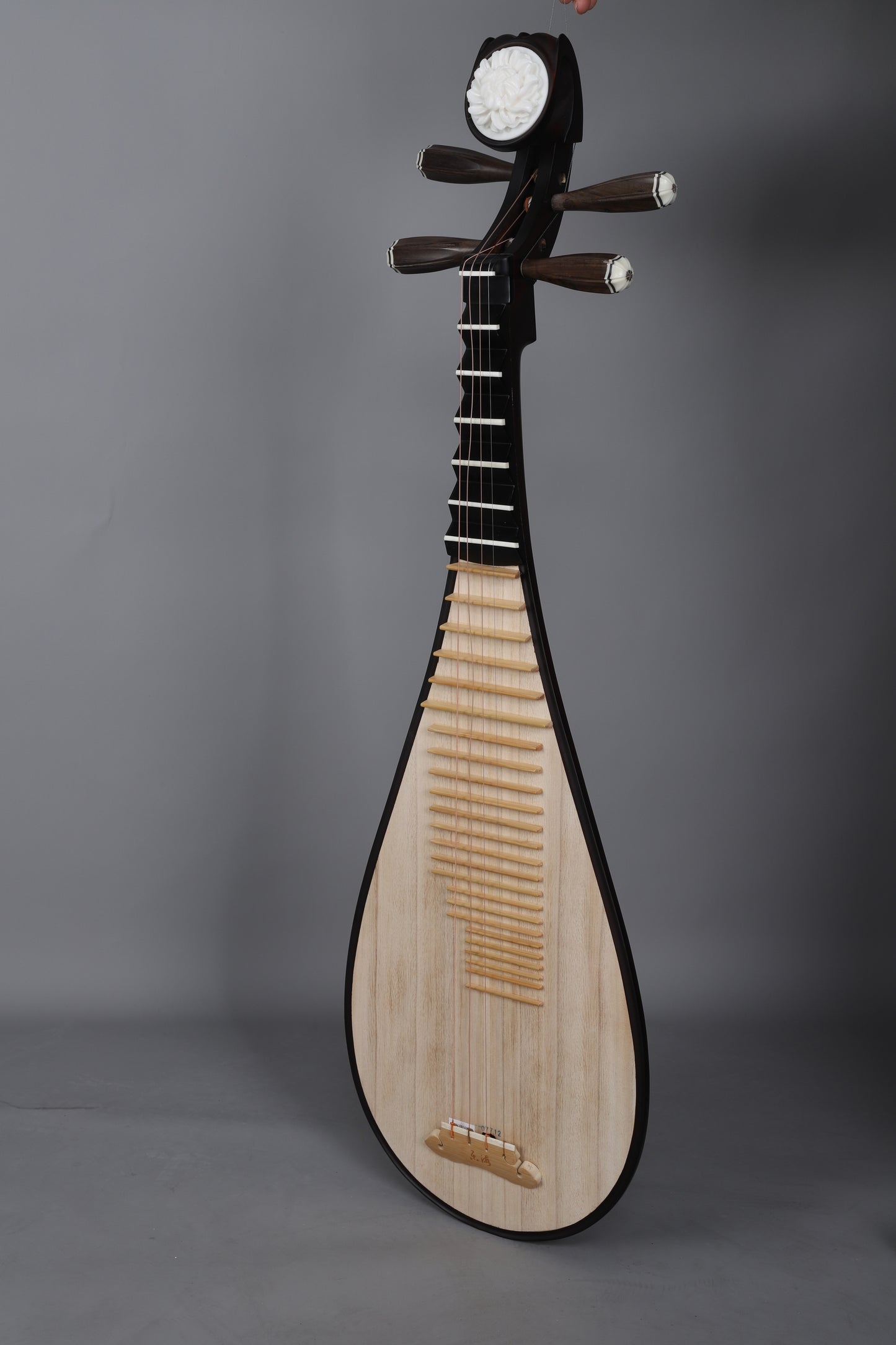 LANDTOM Yuehai Adult's Hardwood Pipa 911-2 For Beginners Amateurs