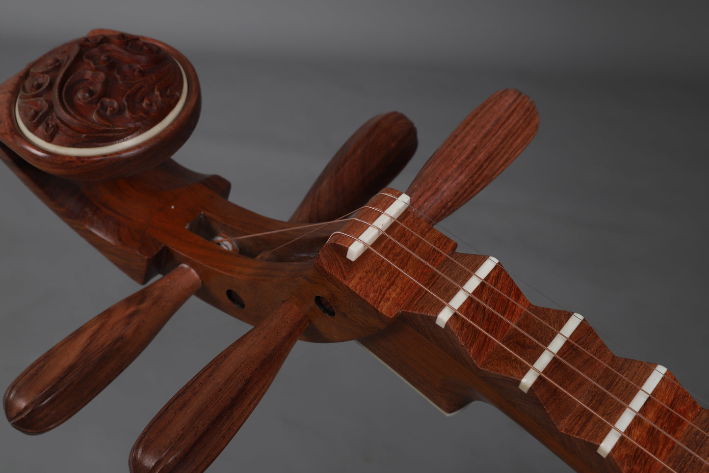 LANDTOM Yuehai Adult's Pterocarpus macrocarpus (Burma Padauk / Big-fruited Padauk) Pipa 9119 Designed for pipa performances and professional-grade examinations