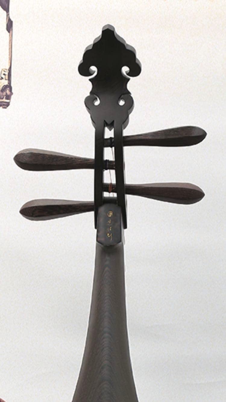 LANDTOM Concert level chicken-wing wood  Chinese Pipa/Chinese Stringed lute with back-to-ancients style made by famous pipa master Tian JIanzhuang