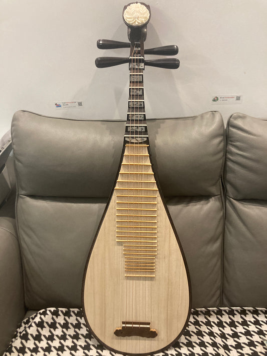 LANDTOM Professional chicken wing wood Chinese Lute Traditional National Stringed Instrument Pipa for Adults