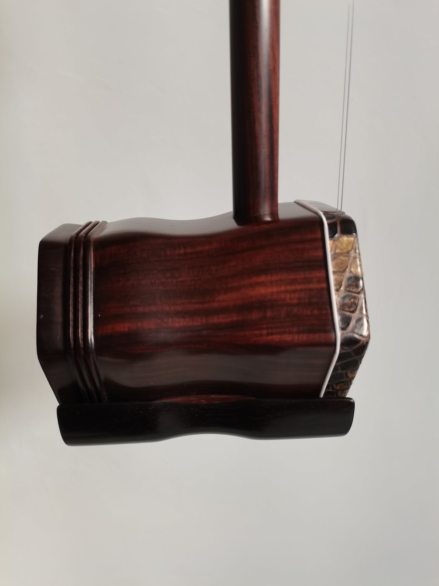 LANDTOM Selected Old Rosewood(From Ming and Qing Dynasties) Erhu Chinese 2-string Violin Fiddle Musical Instrument + Free Accessories…
