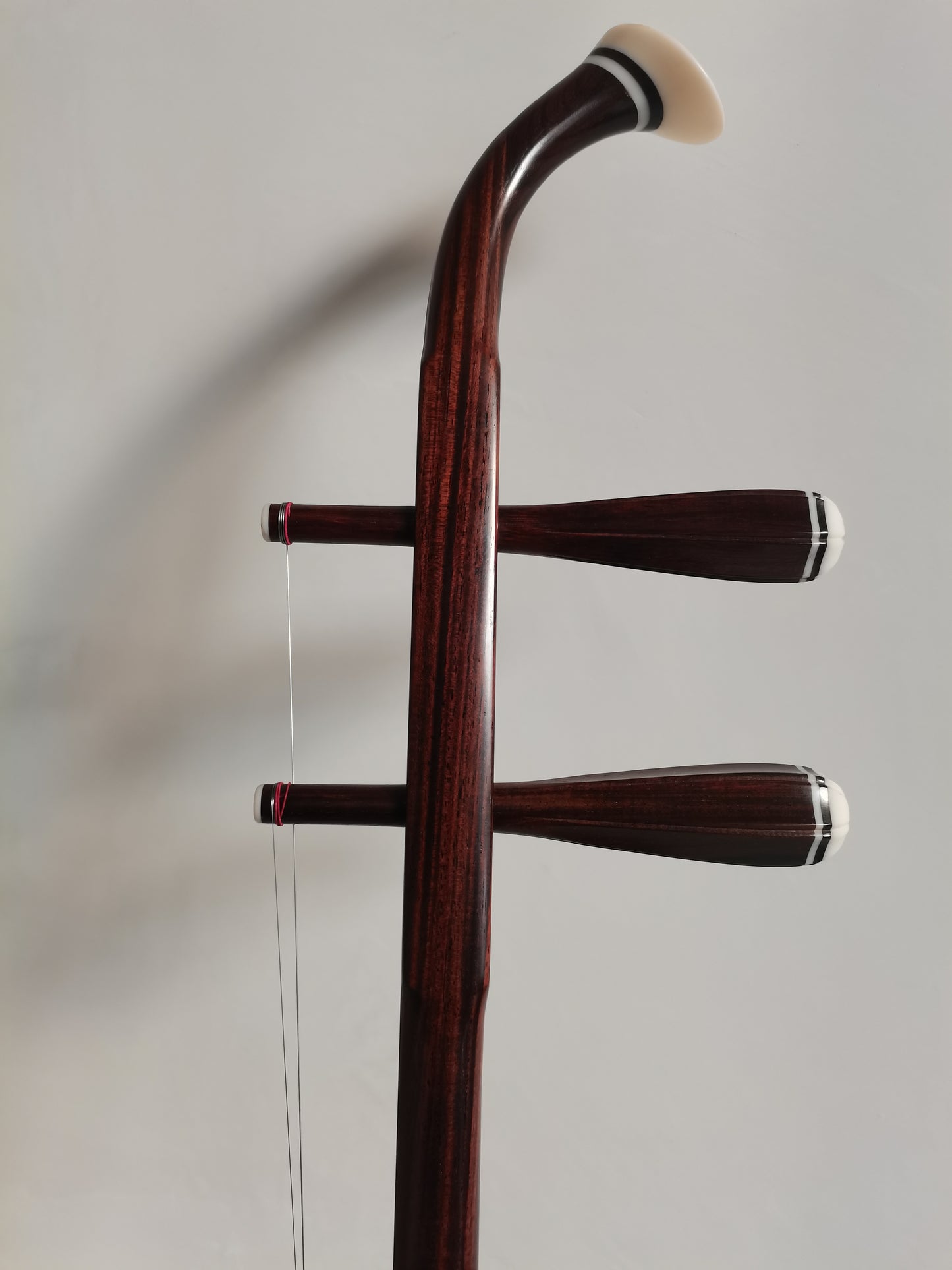 LANDTOM Selected Old Rosewood(From Ming and Qing Dynasties) Erhu Chinese 2-string Violin Fiddle Musical Instrument + Free Accessories…