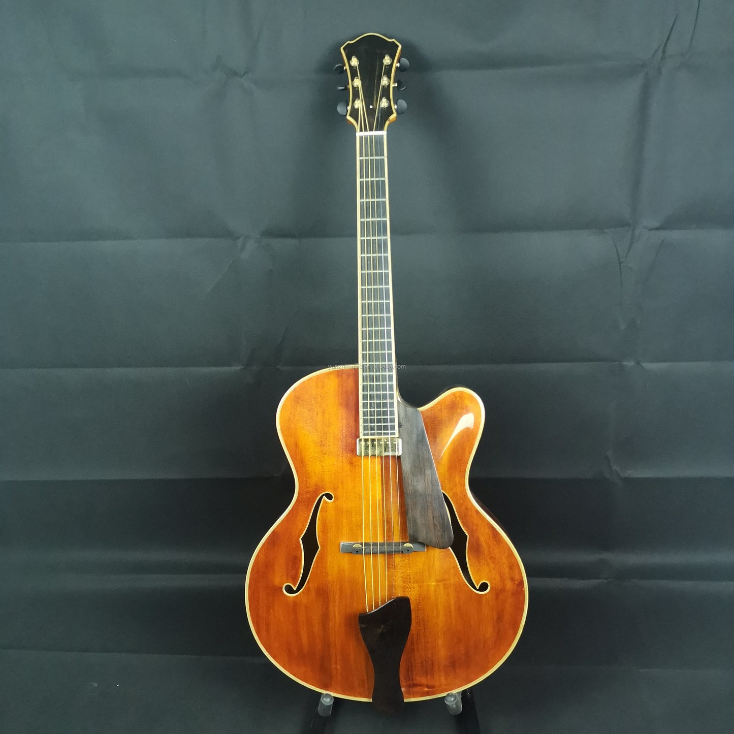 LANDTOM High Quality Custom Carved 16" Archtop Hollow Body Jazz Guitar Solid Maple with Ebony Fingerboard Handcrafted Model