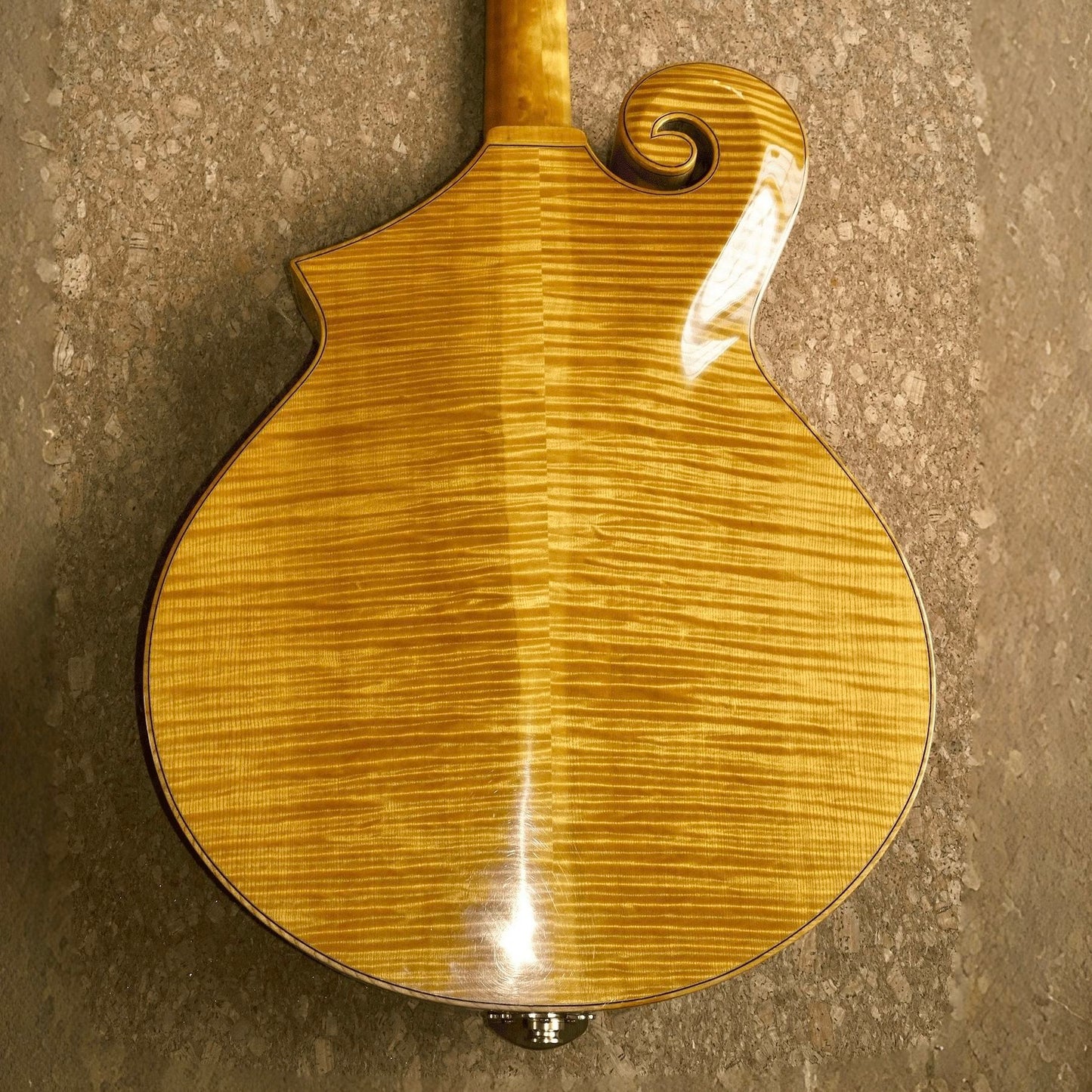 LANDTOM Handmade Mandolin Guitar Electric Archtop Jazz Guitar Maple Hollow Body and Ebony Fingerboard Customizable