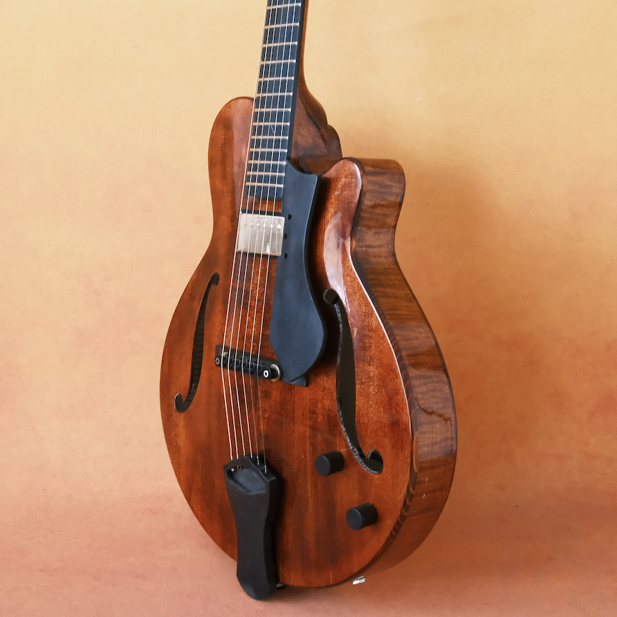 LANDTOM Handmade Archtop Jazz Guitar Hollow Spruce Top Solid Flamed Maple Customizable Electric Guitar Ebony Fingerboard