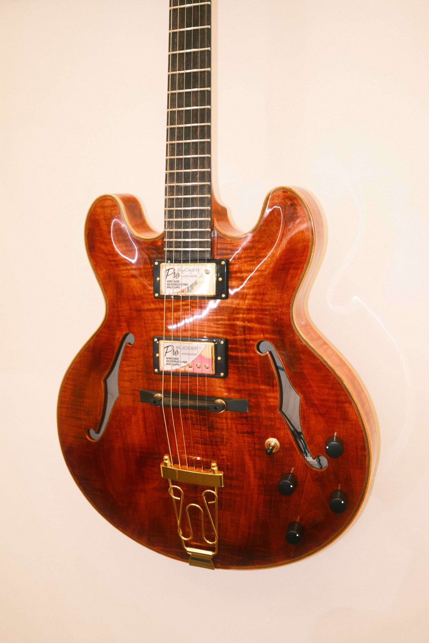 LANDTOM Luthier Handcrafted 335 Hollow Body Archtop Electric Guitar Solid Spruce Top Maple Back Ebony Fingerboard Gloss Custom