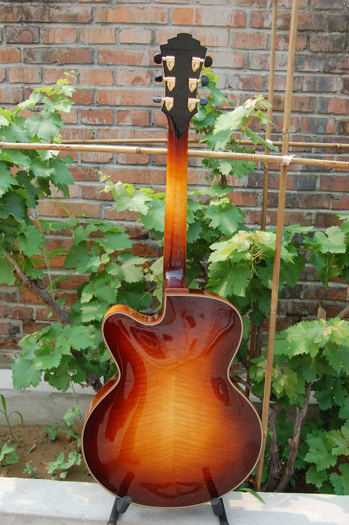 LANDTOM Handmade Acoustic Jazz Guitar Solid Wood Body with Ebony Fingerboard Maple Top Spruce Customizable Electric Features