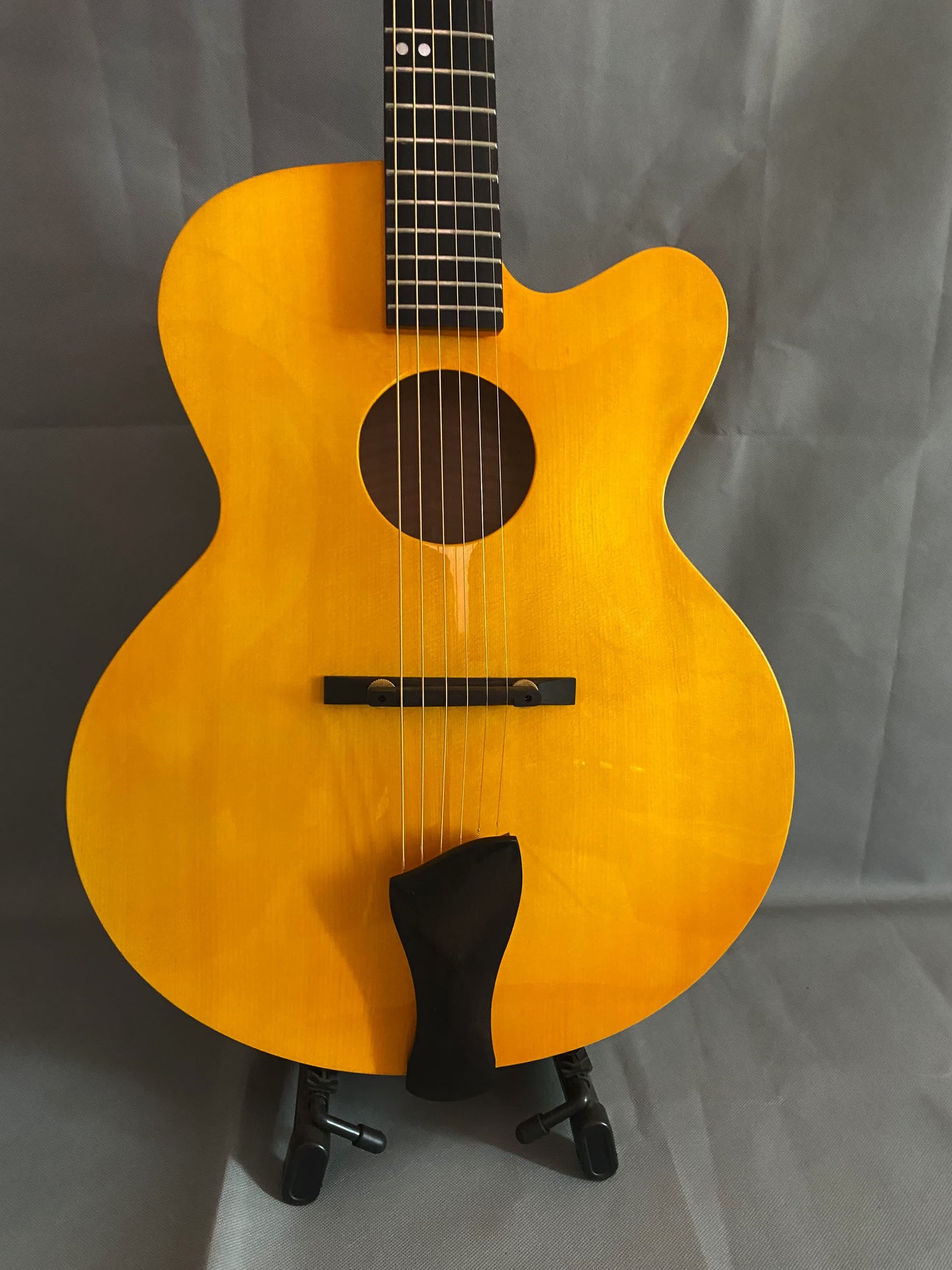 LANDTOM Customizable Handmade 3A Solid Maple Jazz Guitar with Ebony Fingerboard Best Acoustic Product