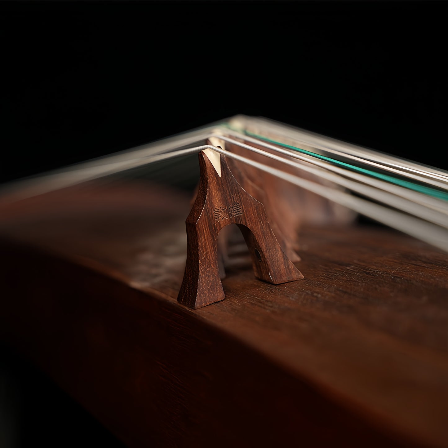 Dunhuang Professional Level Autumn Lotus Serenade Teak Guzheng 691B-R 敦煌牌芙蓉秋韵 for Professional Performancers Graded Examinations
