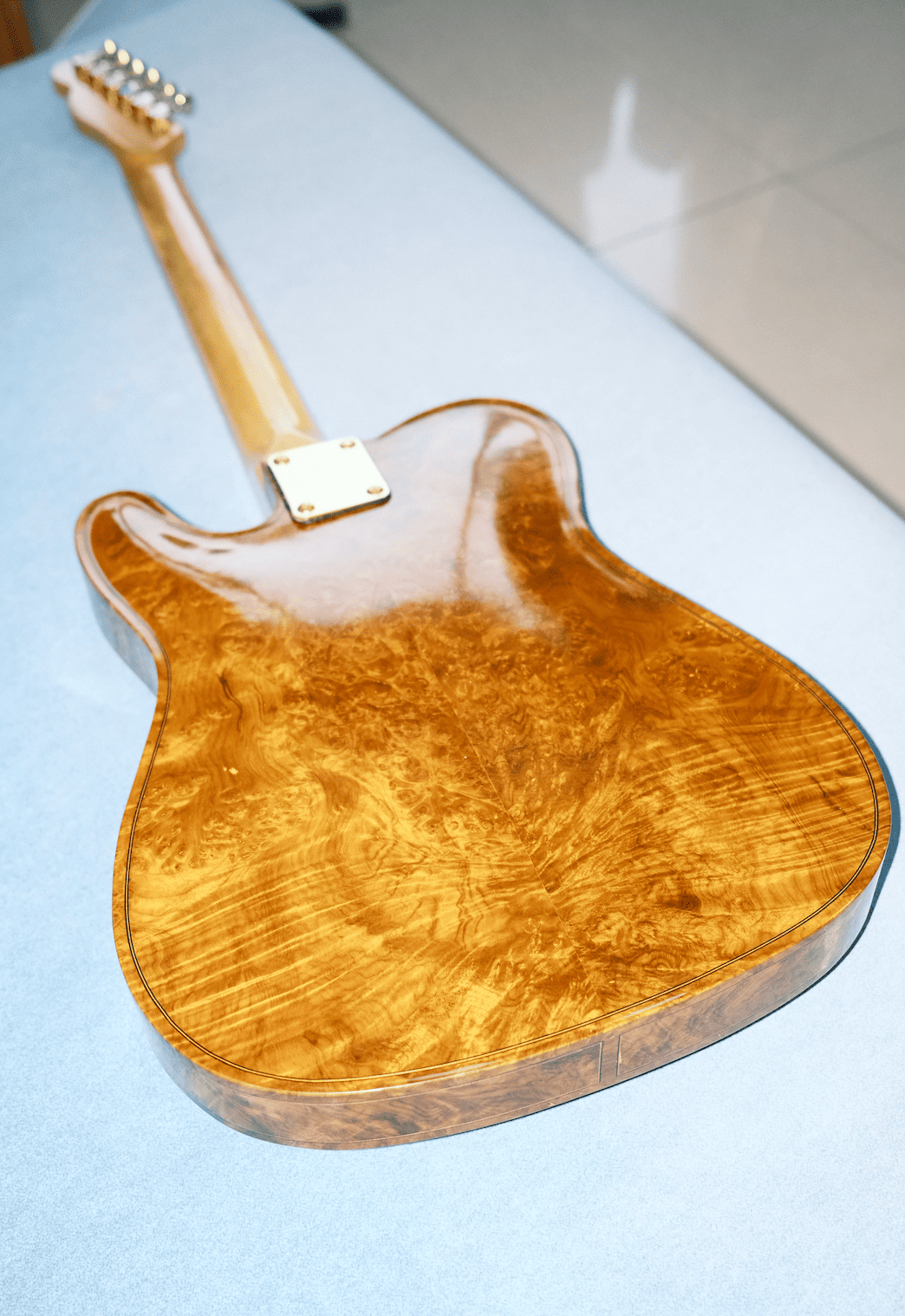 LANDTOM Burl Maple Spruce Violentelecaster Archtop Handcraft Semi Finished Electric Guitar Carved Hollow Body Jazz Yunzhi Custom