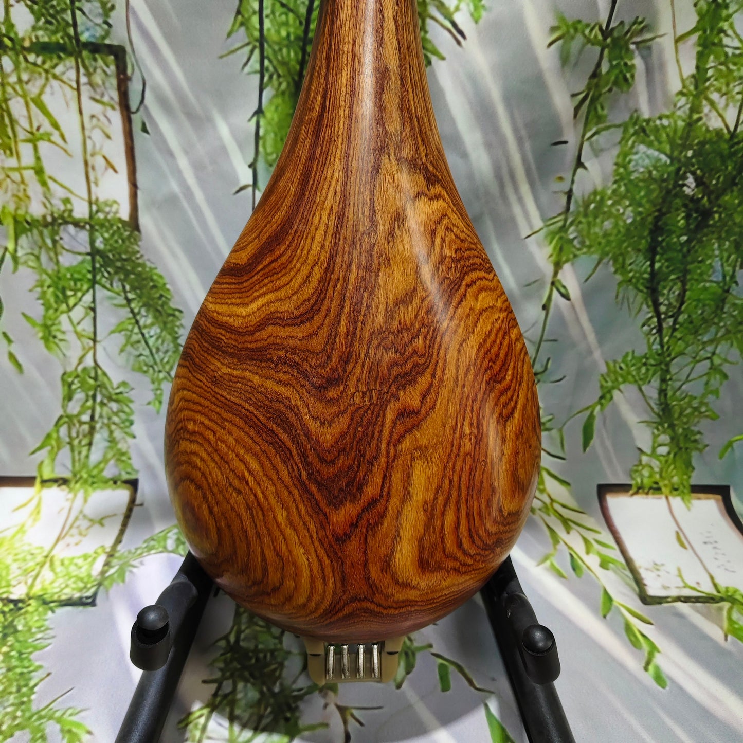 LANDTOM Aged Kosso (Pterocarpus erinaceus) Liuqin Professional Performance & Examination Grade Chinese Mandolin with Paulownia Soundboard, Comma-Shaped Sound Holes, 4-String Traditional Chinese Instrument