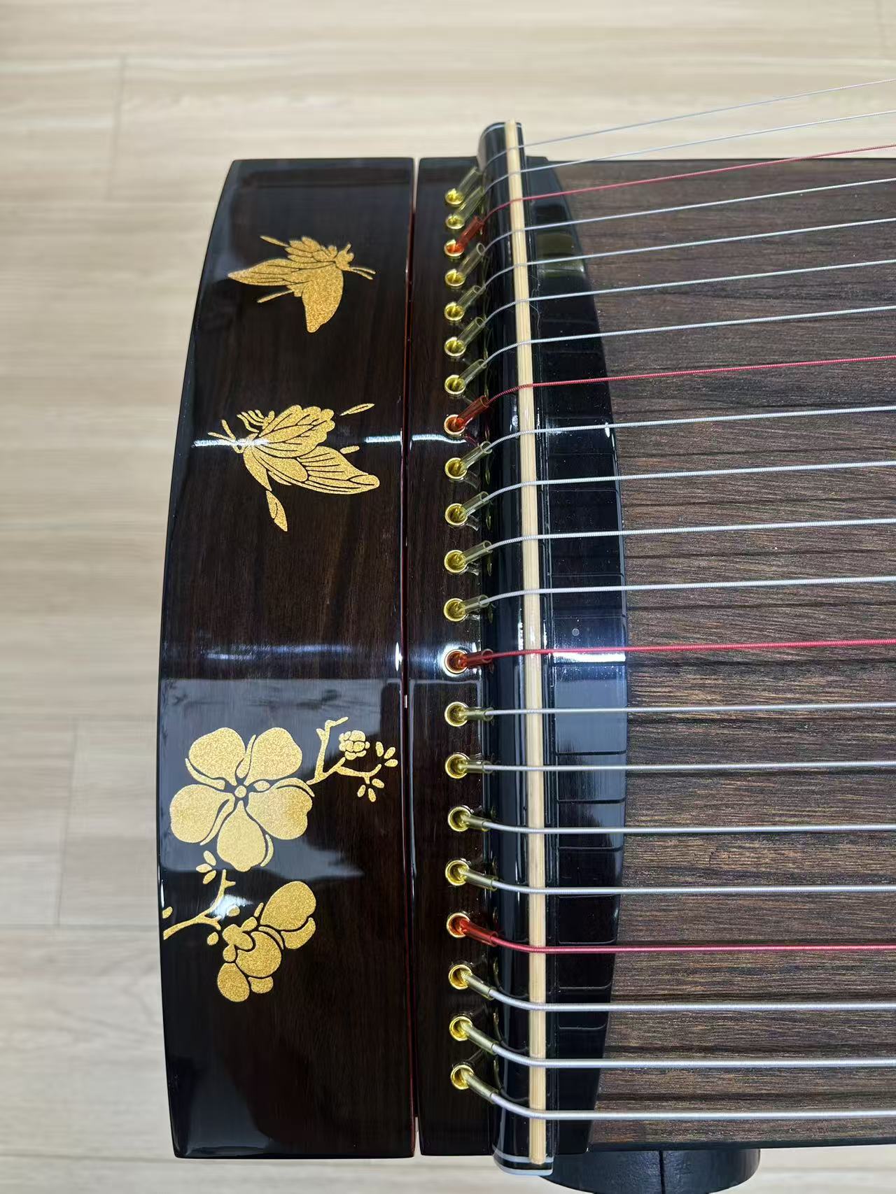 Zhuque朱雀 135cm/53.1inch Fluttering Blossoms Professional Portable Guzheng with Premium Lankao Paulownia Soundboard, Ebony Trim, Ebony Bridges & Hollow-Carved Construction