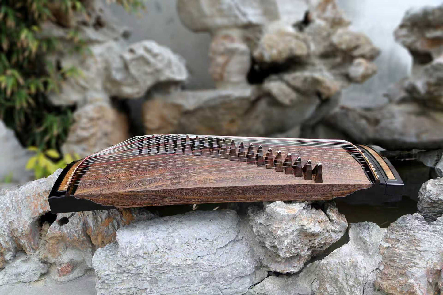 LANDTOM Pure Strings 100cm/39.4in Portable Small Guzheng Professional Performance & Examination Grade with One-Piece Hollow-Carved Rosewood Body, Piano Gloss Finish Mini Guzheng