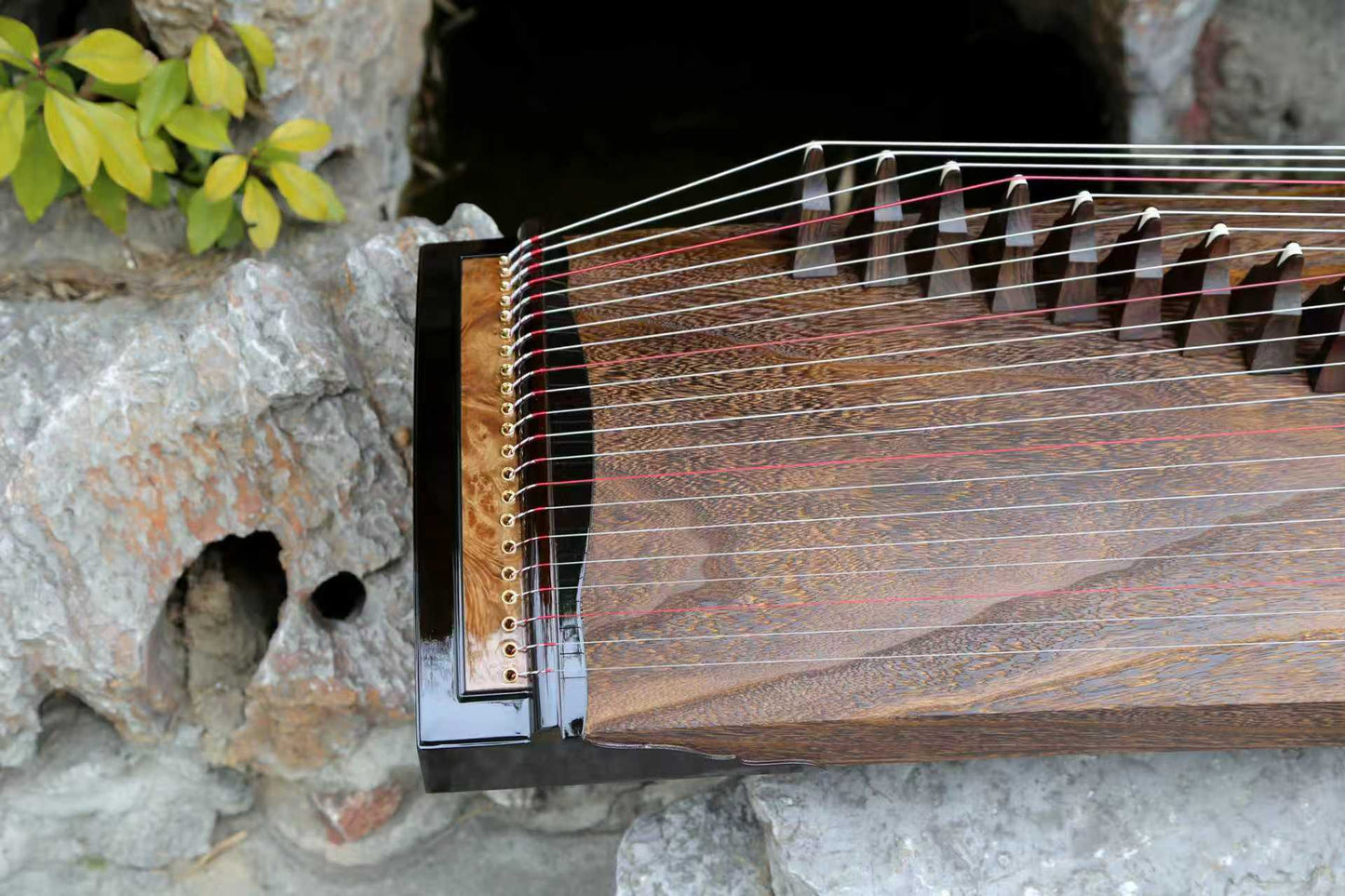 LANDTOM Pure Strings 100cm/39.4in Portable Small Guzheng Professional Performance & Examination Grade with One-Piece Hollow-Carved Rosewood Body, Piano Gloss Finish Mini Guzheng