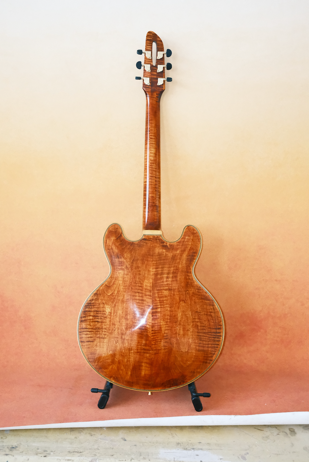 LANDTOM Handcraft Luthier ES335 Archtop Jazz Guitar Hollow Body Components & Kits with Maple Neck Ebony Fingerboard Spruce Top For Professional Players And Jazz Lovers