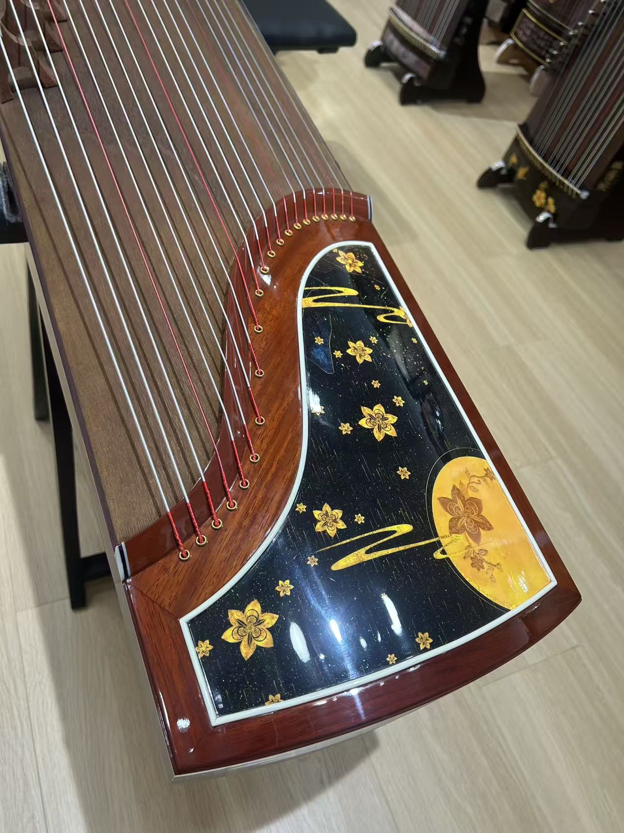 Zhuque朱雀 Series 6 Gilded Echoes Professional Guzheng with Premium Lankao Paulownia Soundboard, African Rosewood Body, Ebony Bridges & One-Piece Hollow-Carved Construction