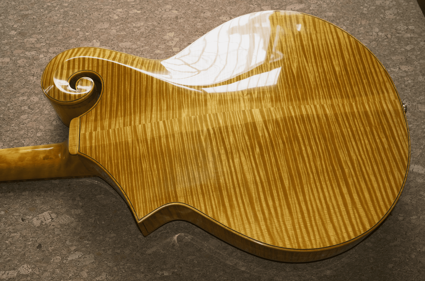 LANDTOM Handmade Mandolin Guitar Electric Archtop Jazz Guitar Maple Hollow Body and Ebony Fingerboard Customizable