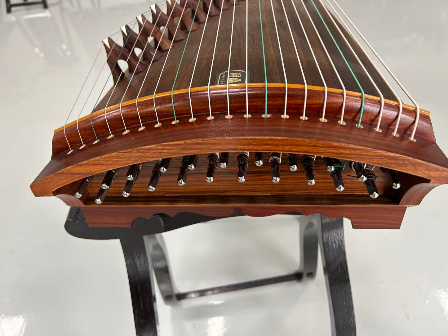 LANDTOM 80cm/31.5in Small Guzheng Portable Performance Guzheng with Rosewood Body, Hollow-Carved Construction, Pyrography Artwork & Dalbergia Rosewood Bridges, Compact Chinese Zither Mini Guzheng