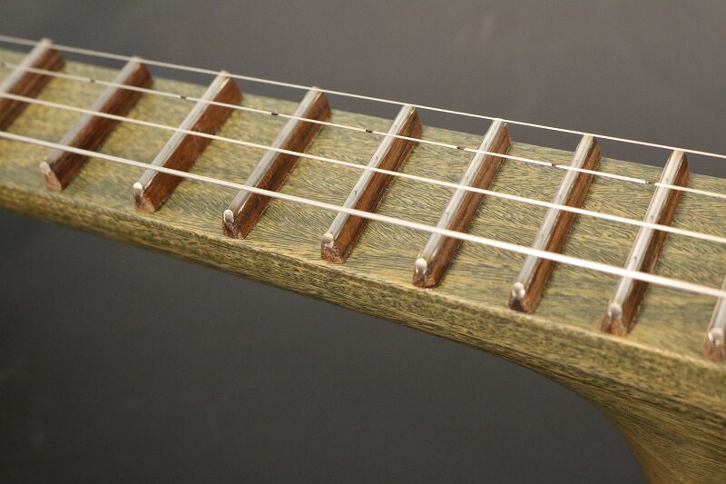 LANDTOM Green Sandalwood Zhongruan Professional Performance Grade with Paulownia Soundboard, Rounded Body, Peony Headstock & Round Sound Holes