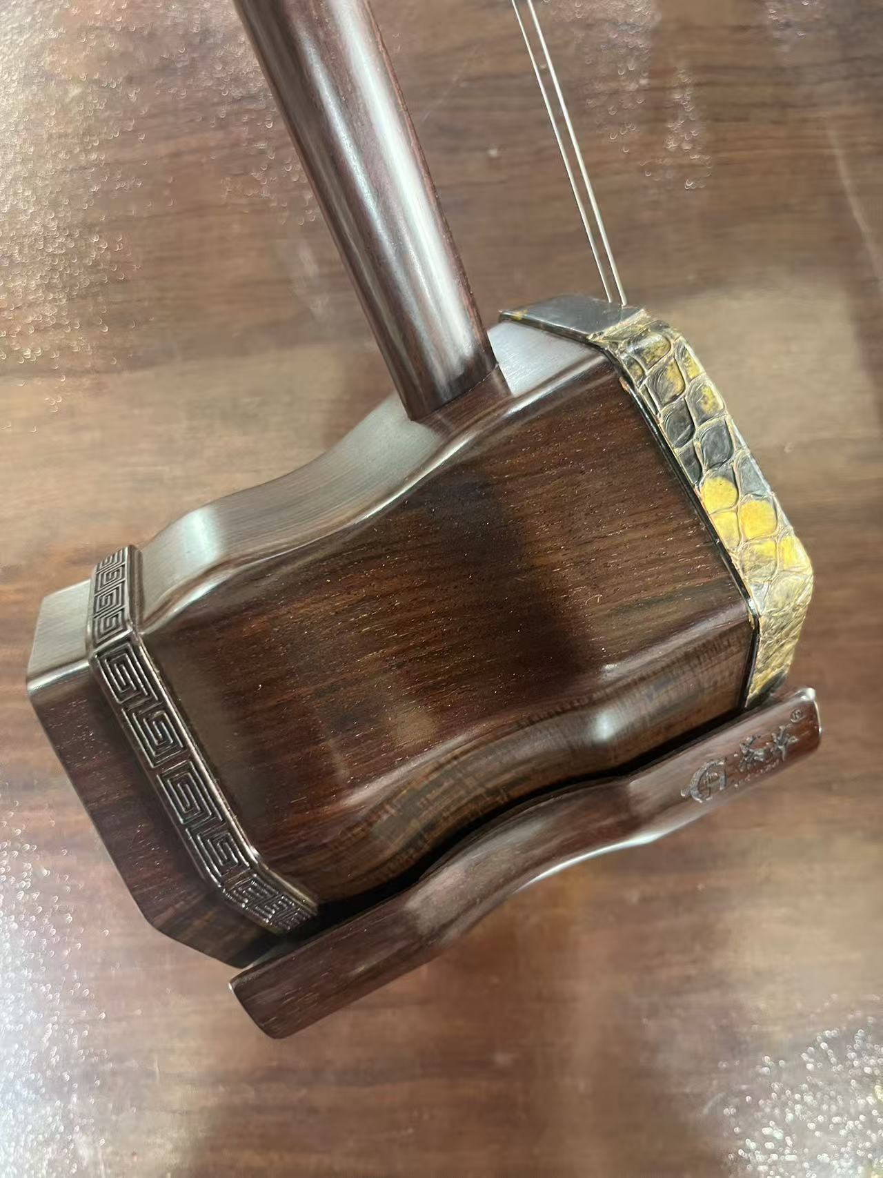 LANDTOM Professional Aged Rosewood Erhu Handmade Chinese Two-String Violin Performance Grade Musical Instrument
