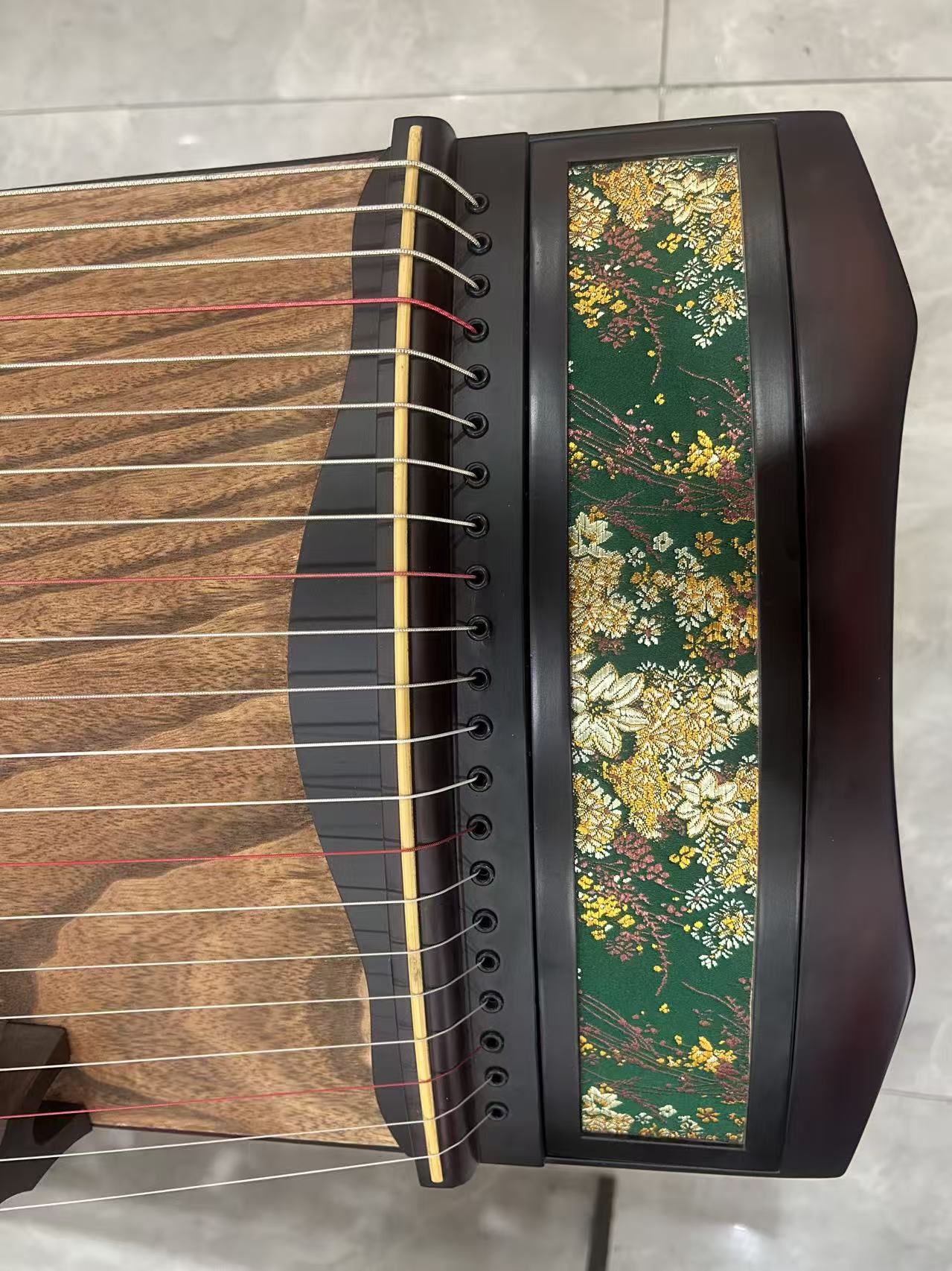 LongYin龙音 Cloud Brocade S-135 163cm/64.2in Performance Guzheng with Red Rosewood Body, Grade-A Lankao Paulownia Soundboard & Semi Hollow-Carved Construction