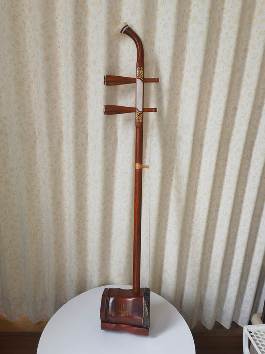 Huqiu 5118 Erhu Red Sandalwood – Professional Chinese Two-String Instrument for Beginners & Intermediate Players with Huqiu Hard Case