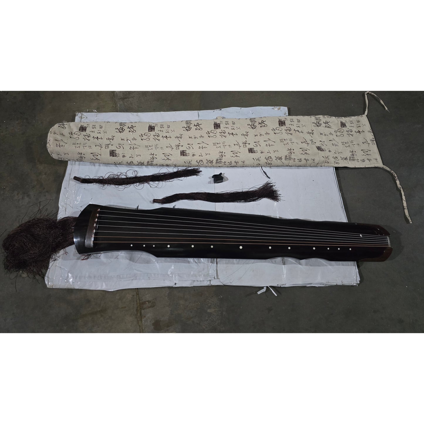 LANDTOM Lacquered Aged Paulownia Guqin - 7-string Chinese Zither (Fuxi Style)（Used）