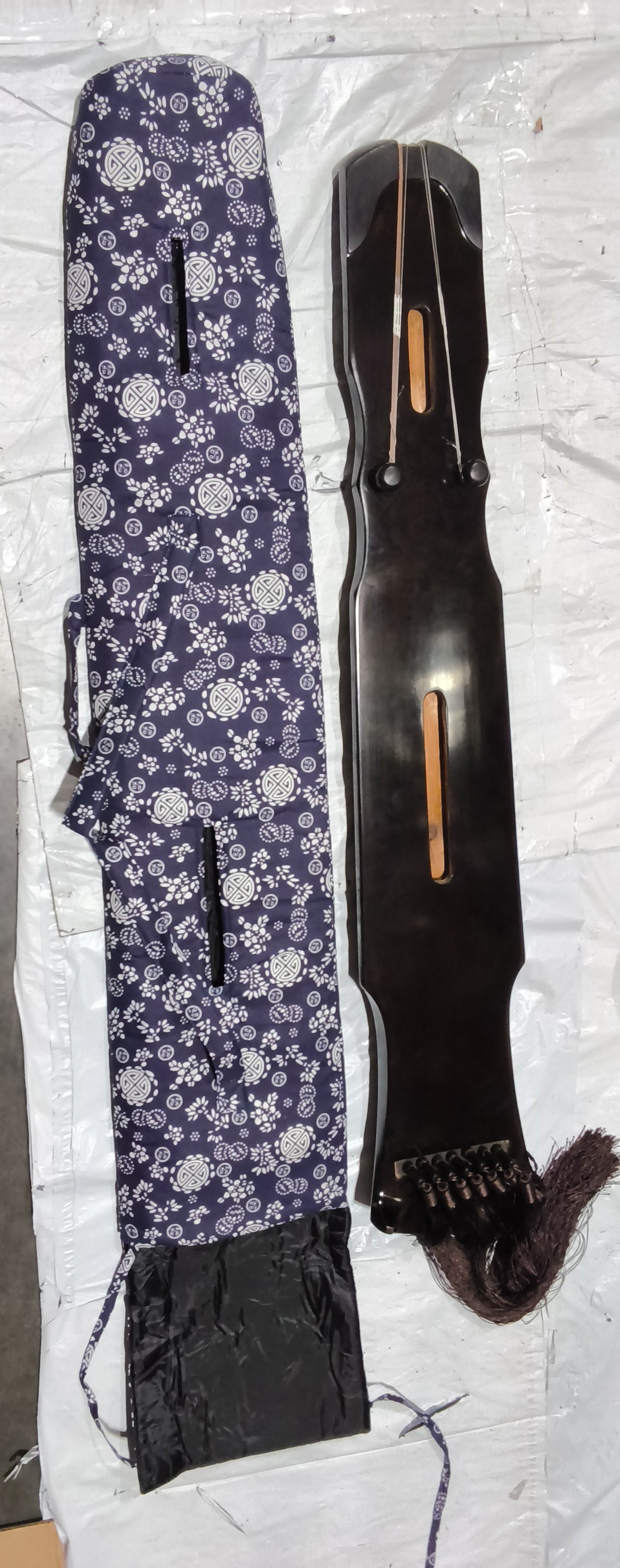 LANDTOM Second-Hand Used High Level 60+ Years Fir Wood Guqin (Gelatinum Cornus cervis/Lu Jiao Shuang Antler Frost included) for Beginner and Intermediates