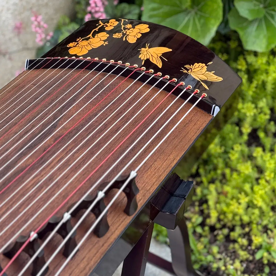 Zhuque朱雀 135cm/53.1inch Fluttering Blossoms Professional Portable Guzheng with Premium Lankao Paulownia Soundboard, Ebony Trim, Ebony Bridges & Hollow-Carved Construction
